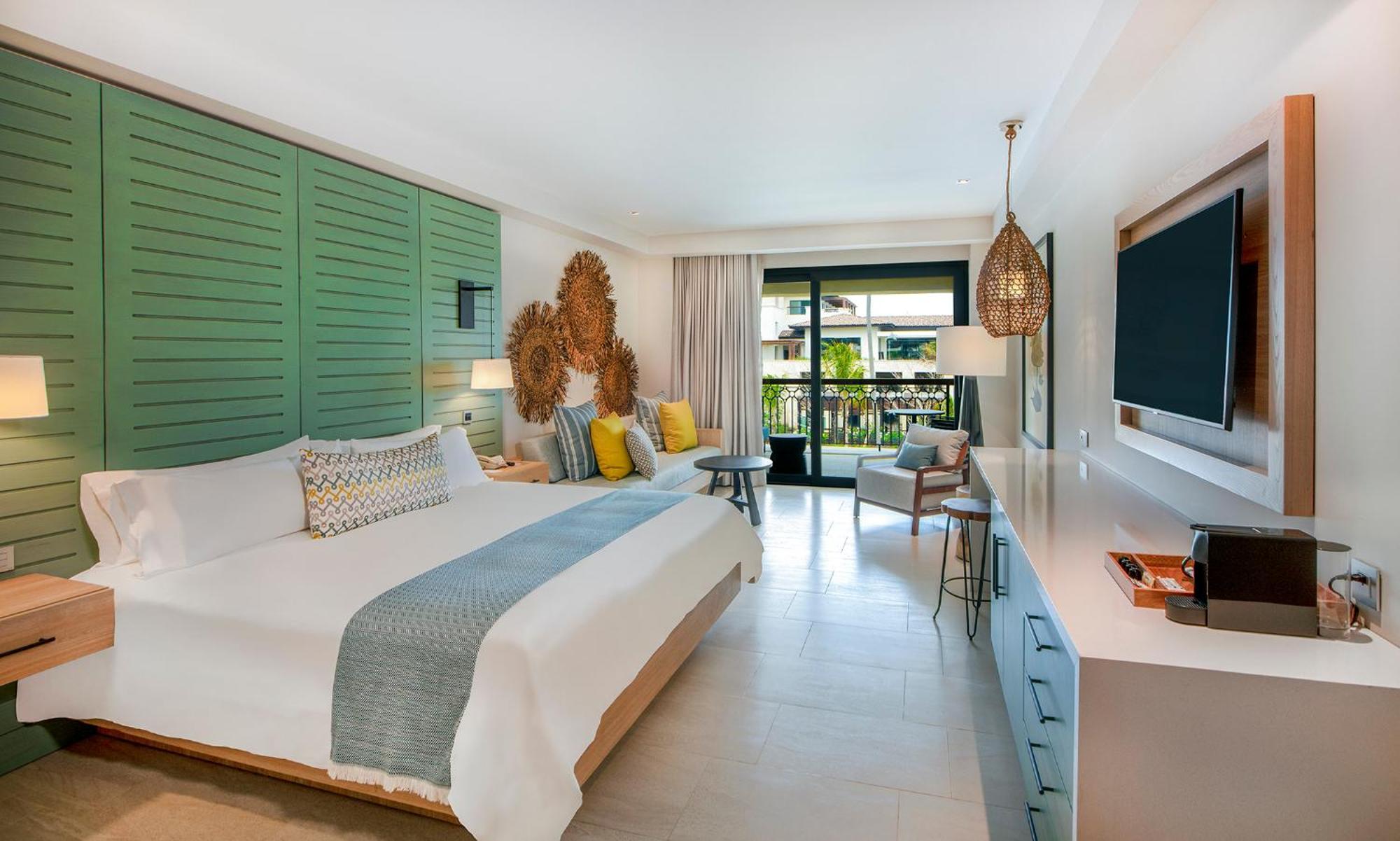 Adults King - Tropical Junior Suite